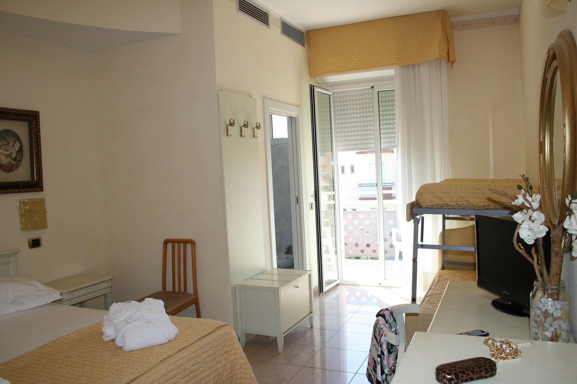Hotel Gaston Rimini Exterior photo